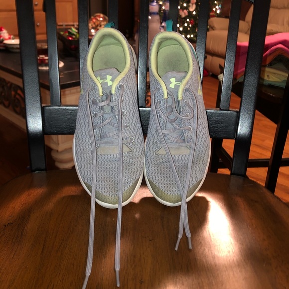 Underarmour  sneakers - Picture 1 of 6